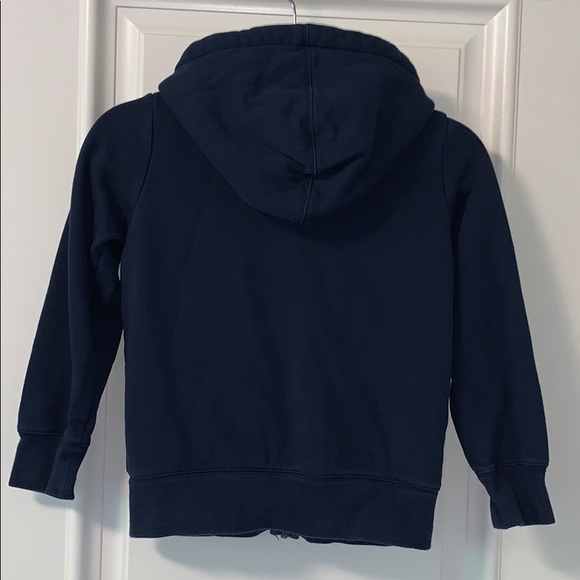 Boys navy Uniqlo Sherpa-lined zip up hoodie - Picture 2 of 3